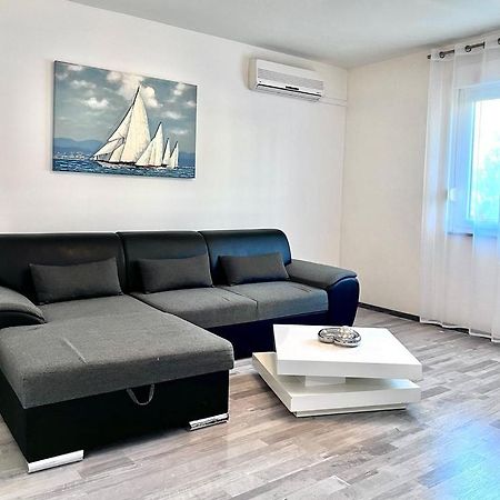 Luana Lux Apartment Pula Exterior foto